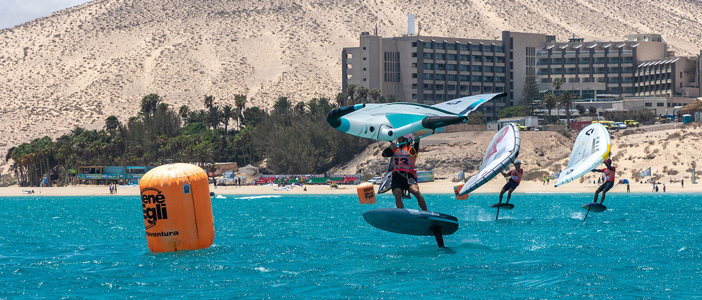 Fuerteventura World Cup 2026: l’evento è già iniziato, ma i riflettori si accendono sul Wingfoil!